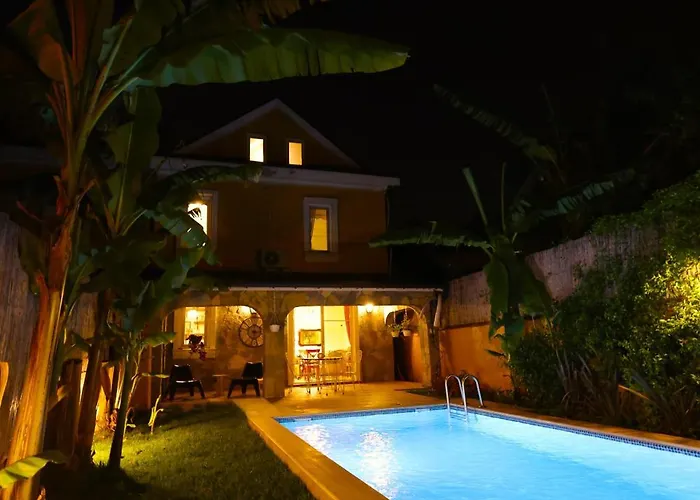 Villa Sapanca Butik Konukevi-Sari Ev 别墅 萨潘贾